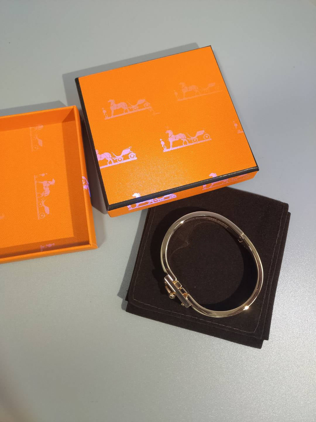 [vivabelle]H ORANGE BRACELET