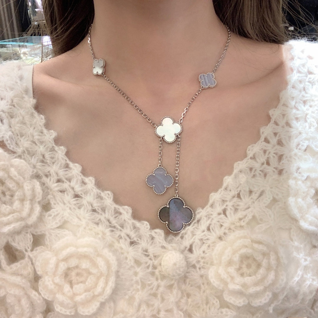 [vivabelle]CLOVER MOP CHALCEDONY NECKLACE SILVER 6 MOTIF