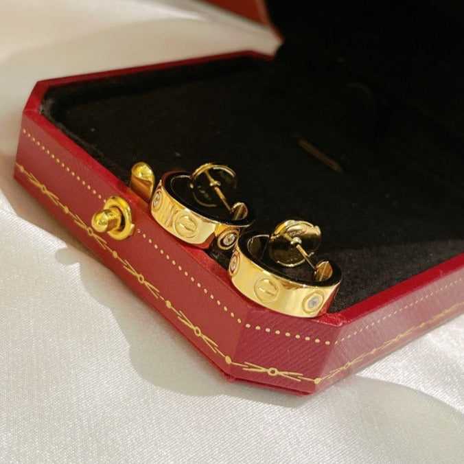 [vivabelle]LOVE EARRINGS 5.7MM 2 DIAMONDS