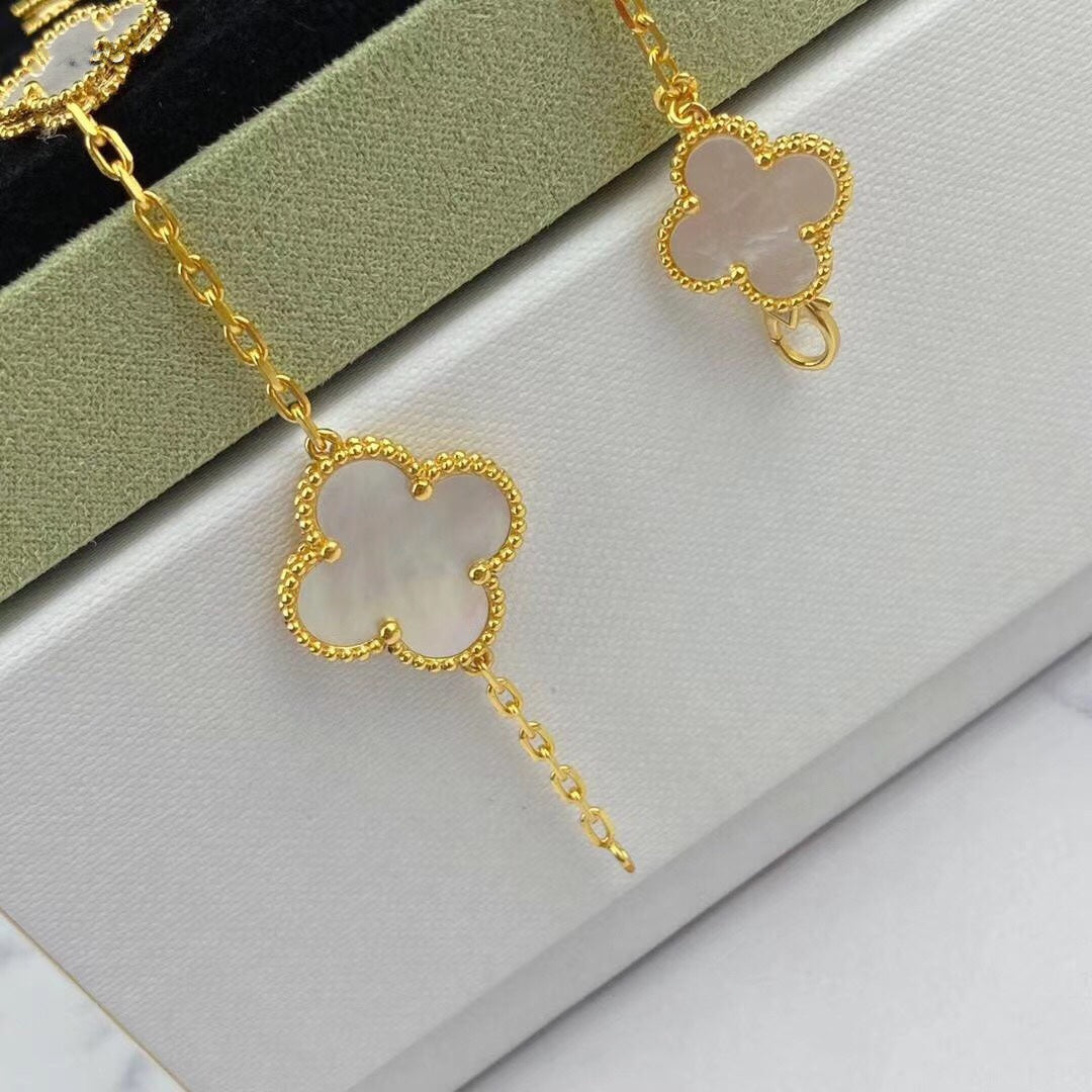 [vivabelle]MAGIC CLOVER MOP GOLD BRACELET 5 MOTIFS