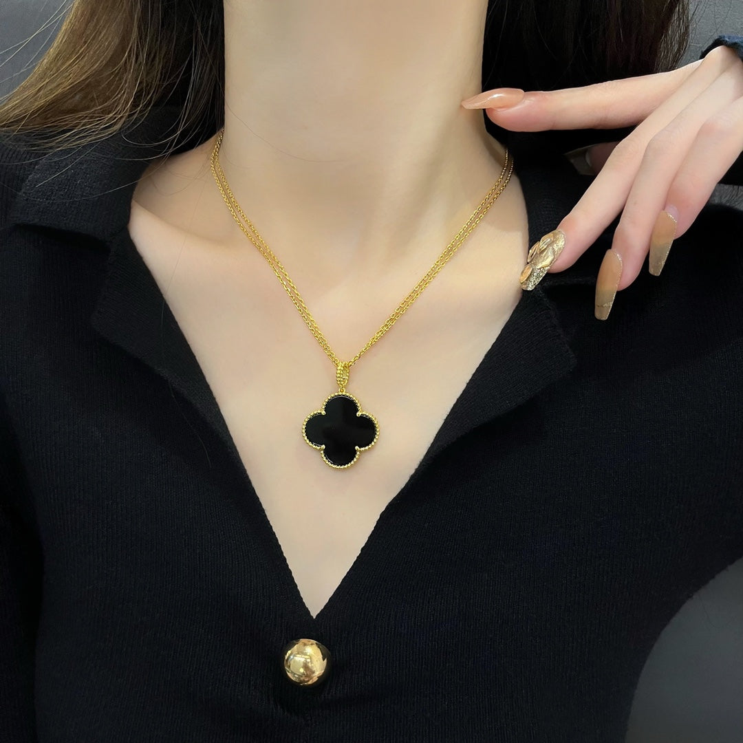 [vivabelle]CLOVER 25MM NECKLACE GOLD ONYX