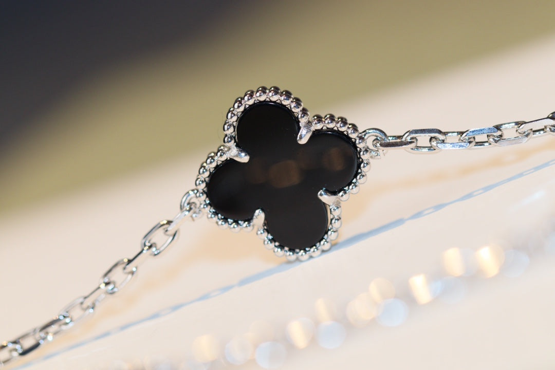 [vivabelle]CLOVER 20 MOTIFS ONYX DIAMOND SILVER