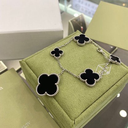 [vivabelle]CLOVER 5 MOTIFS SIVLER ONYX BRACELET