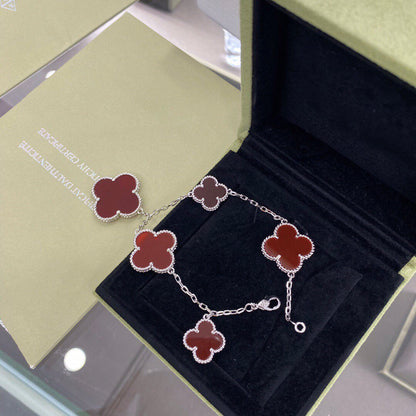 [vivabelle]CLOVER 5 MOTIFS SIVLER CARNELIAN BRACELET