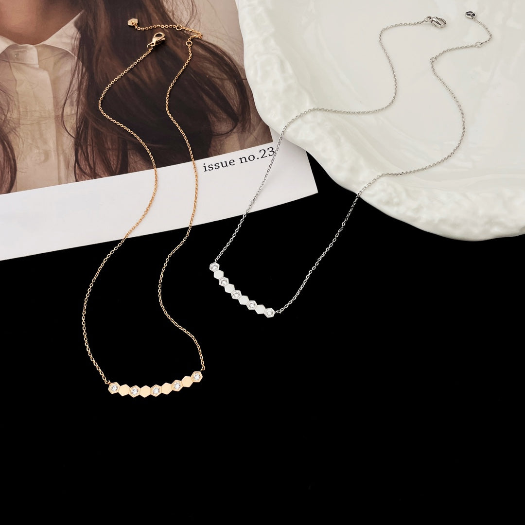 [vivabelle]BEE MY LOVE DIAMOND NECKLACE