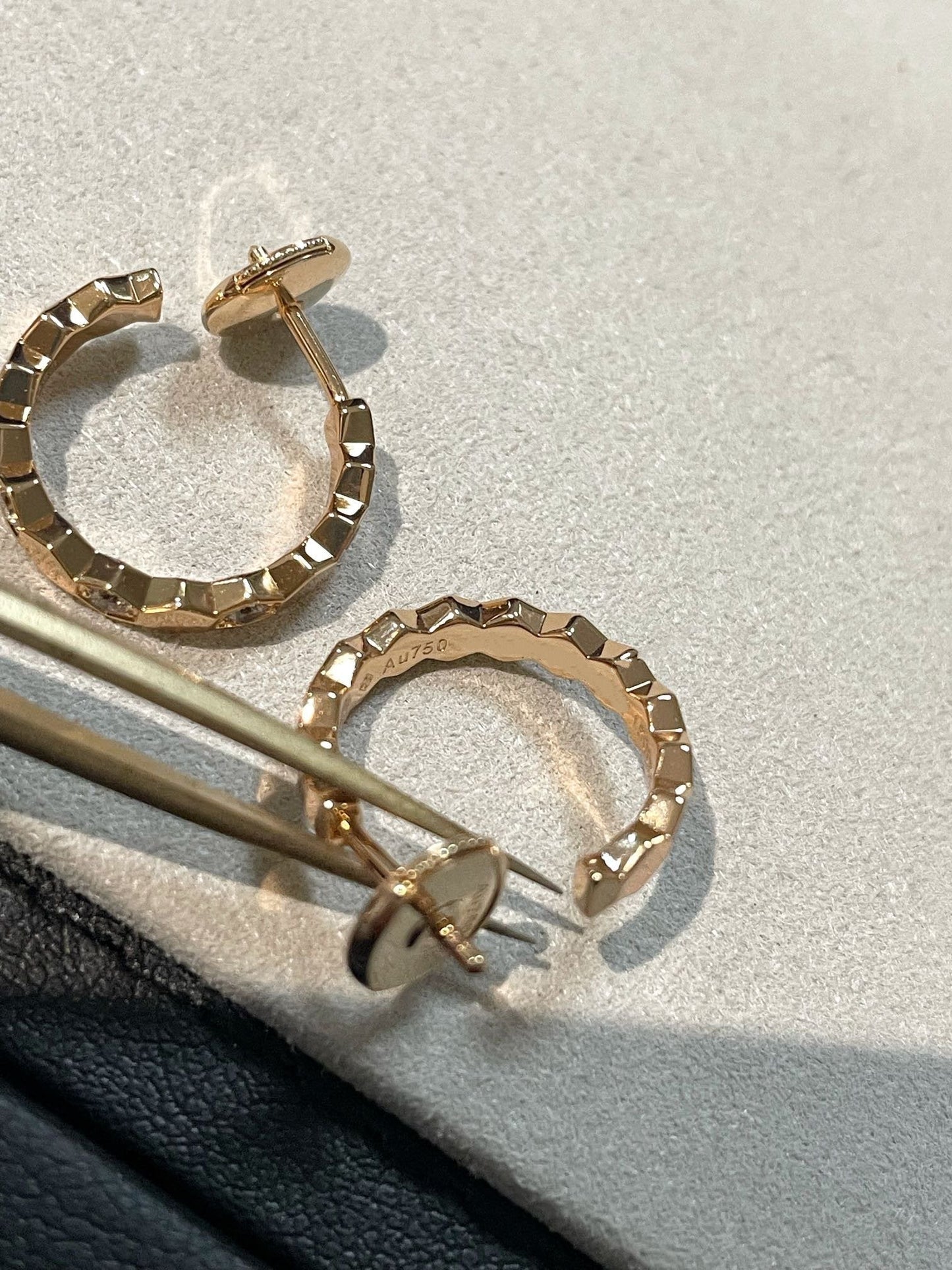 [vivabelle]Hollow Design Four-Leaf Clover Flower Shape Ring