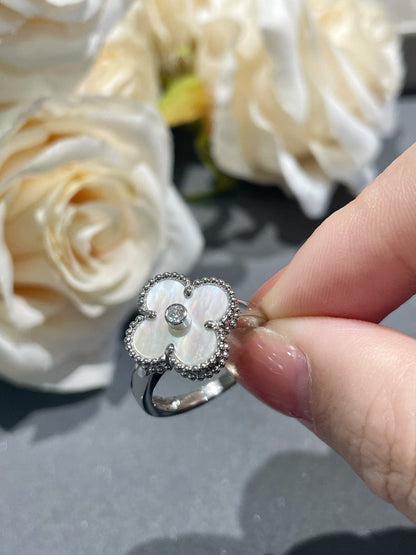 [vivabelle]CLOVER SILVER MOP DIAMOND RING