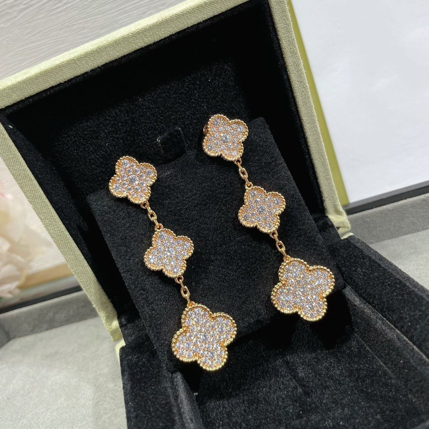 [vivabelle]CLOVER 3 MOTIFS DIAMOND PAVED ROSE GOLD EARRINGS