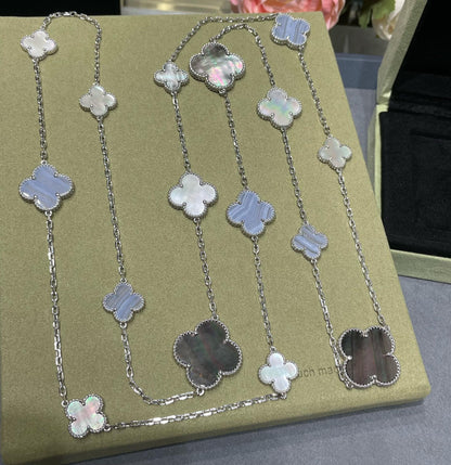 [vivabelle]CLOVER 16 MOTIF CHALCEDONY MOP SILVER NECKLACE