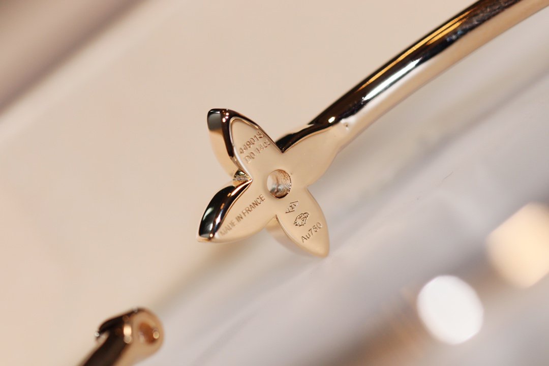 [vivabelle]IDYLLE GOLD OPEN BRACELET DIAMOND PAVED