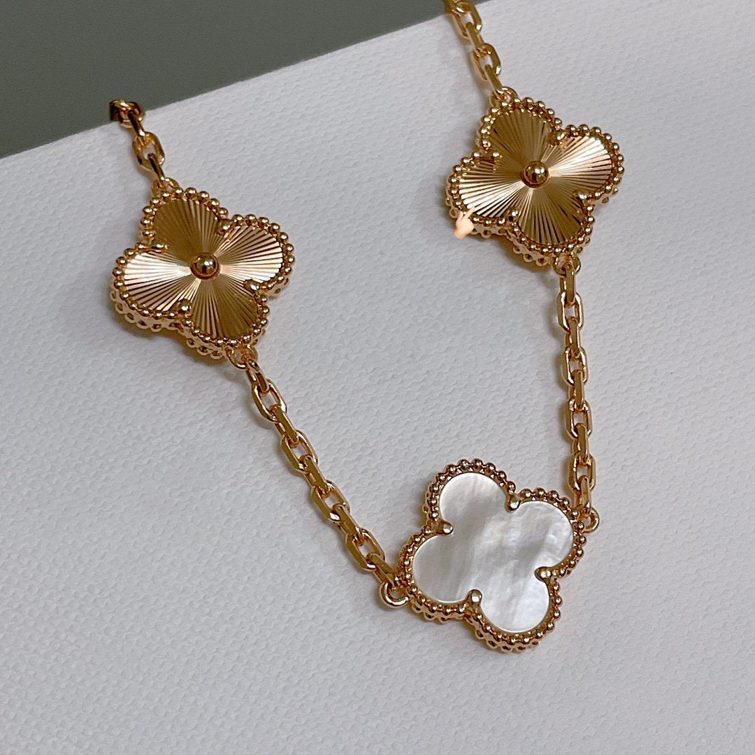 [vivabelle]CLOVER BRACELET 5 MOTIF WHITE MOP PINK GOLD
