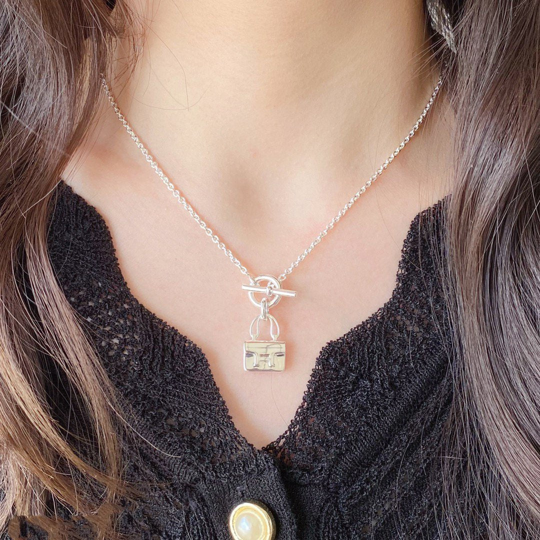 [vivabelle]CONSTANCE PEDANT SILVER NECKLACE