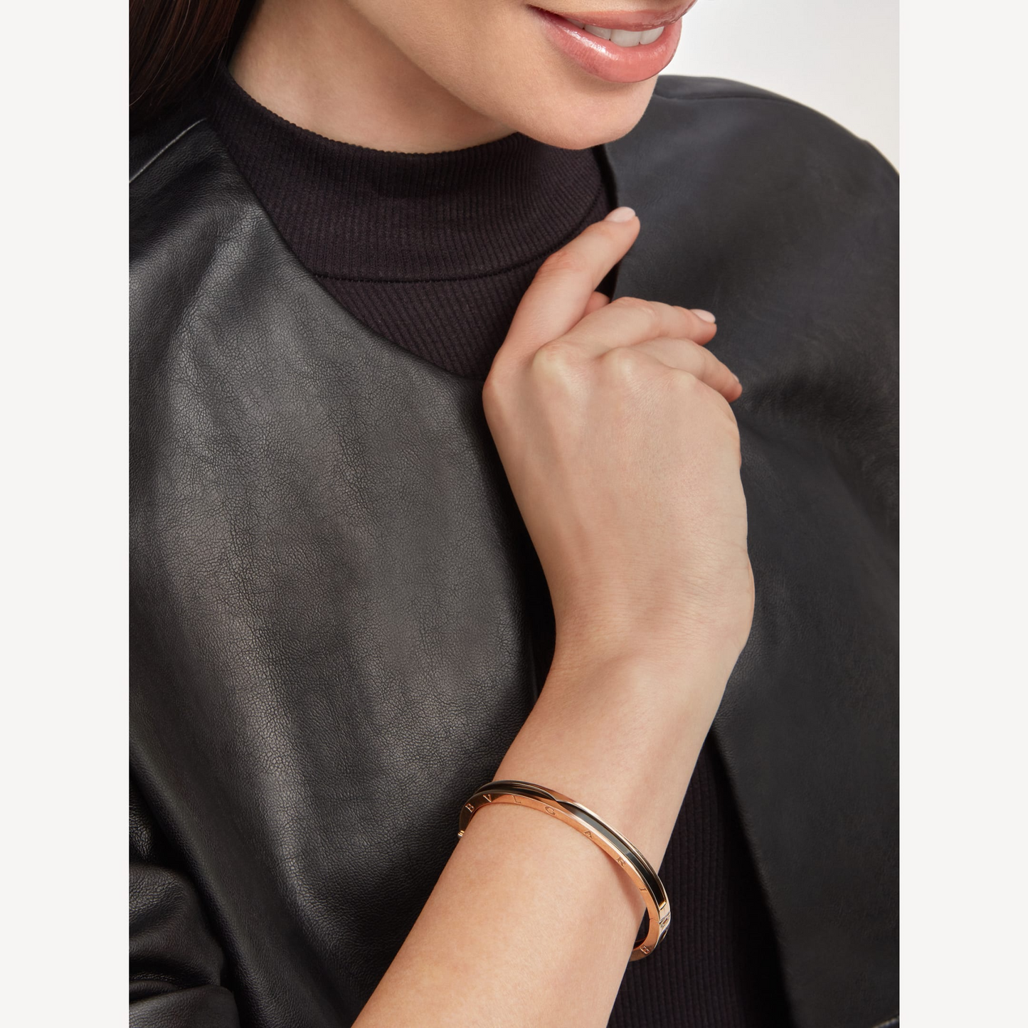 [vivabelle]ZERO 1 PINK GOLD WITH BLACK CERAMIC BRACELET