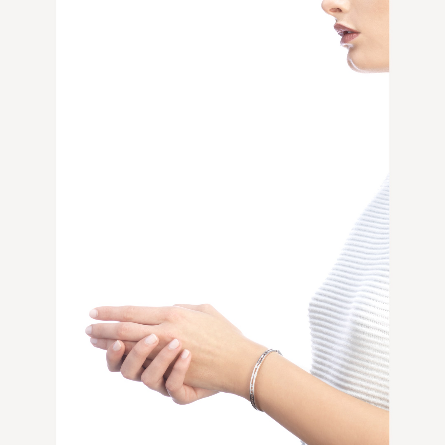 [vivabelle]ZERO 1 SPIRAL LOGO SILVER BRACELET