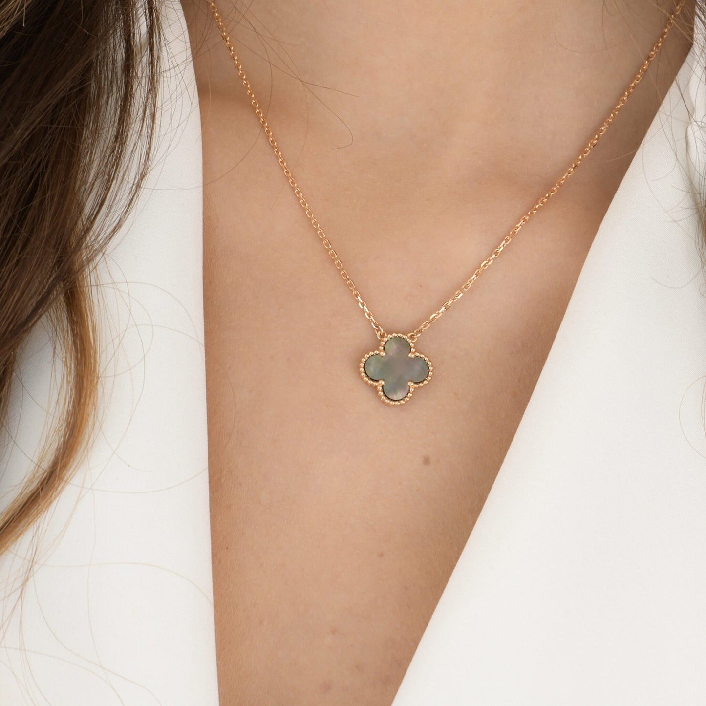 [vivabelle]CLOVER 15MM  GRAY MOTHER OF PEARL NECKLACE