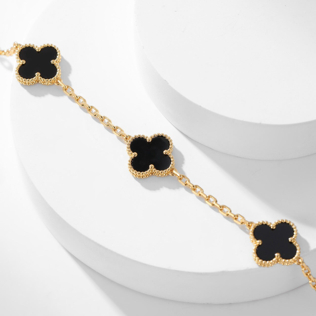 [vivabelle]CLOVER 10 MOTIFS ONYX NECKLACE