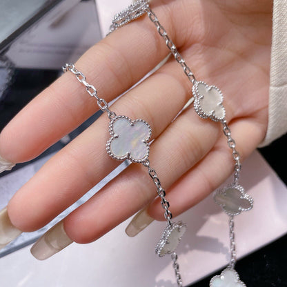 [vivabelle]CLOVER 10 MOTIFS WHITE MOTHER OF PEARL NECKLACE