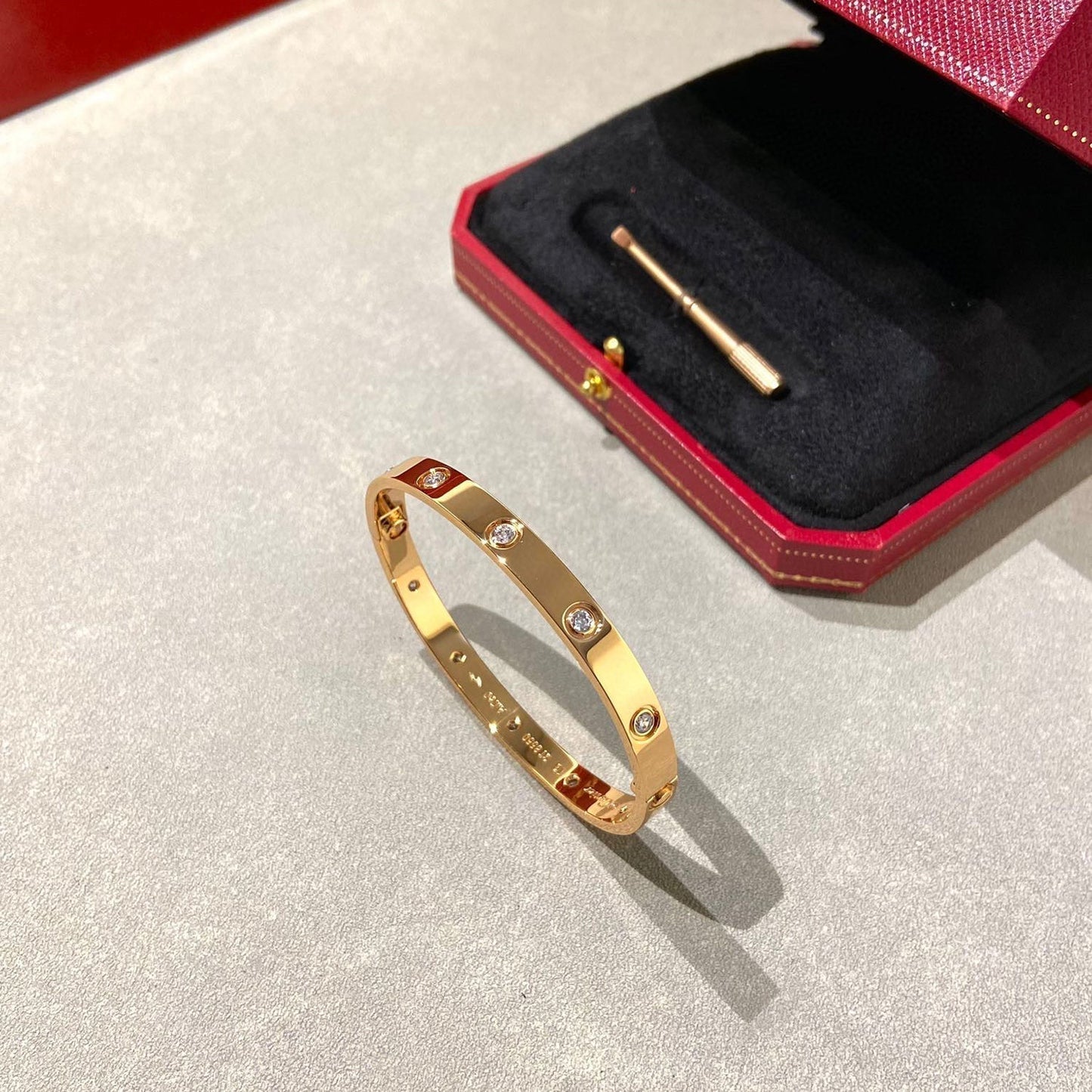 [vivabelle]LOVE BRACELET 6.1MM 10 DIAMONDS