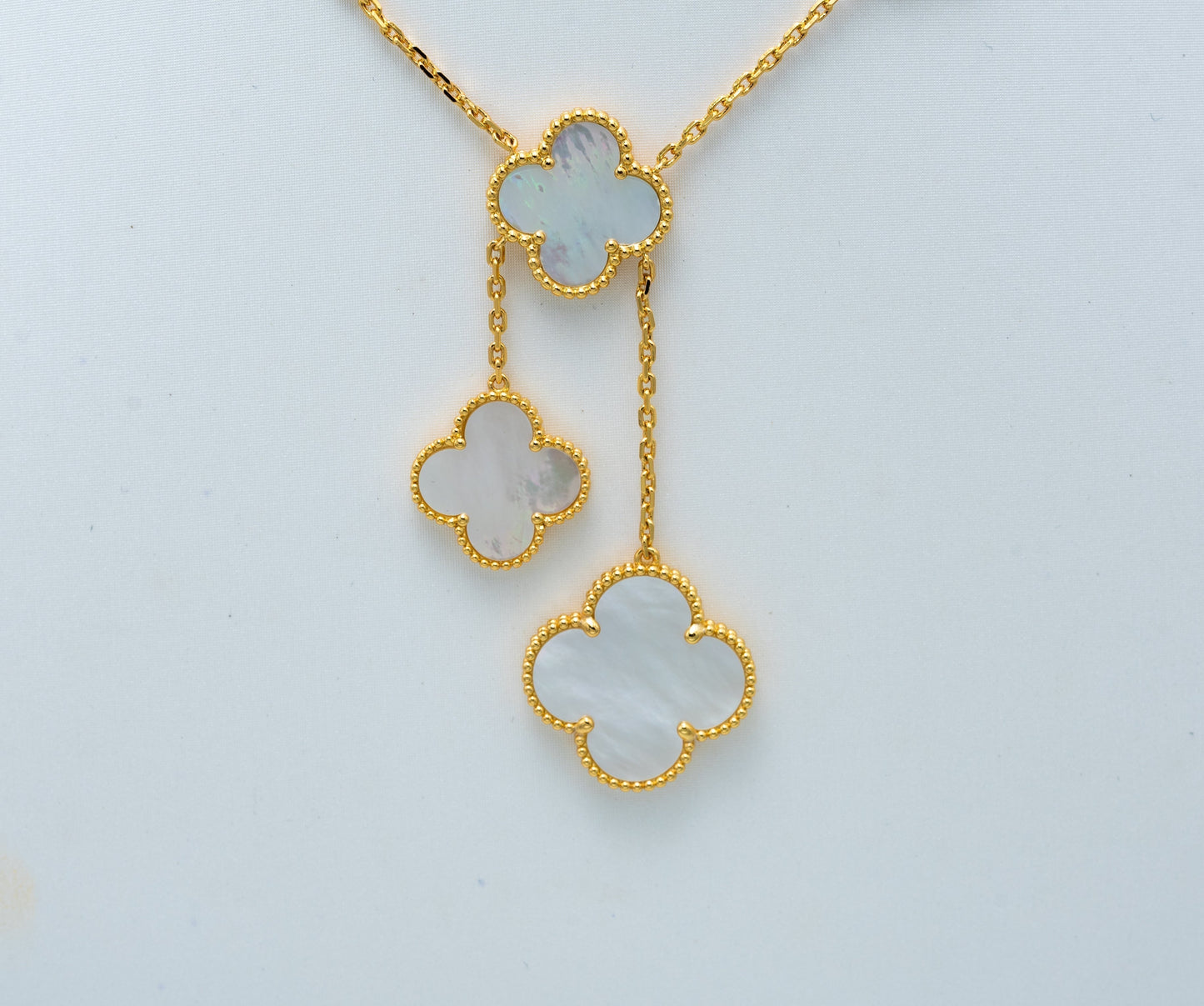 [vivabelle]CLOVER MOTHER OF PEARL NECKLACE 6 MOTIF