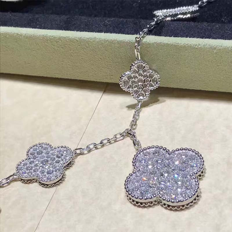 [vivabelle]CLOVER 6 MOTIFS SILVER DIAMOND BRACELET