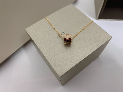 [vivabelle]BEE LOVE DIAMOND NECKLACE