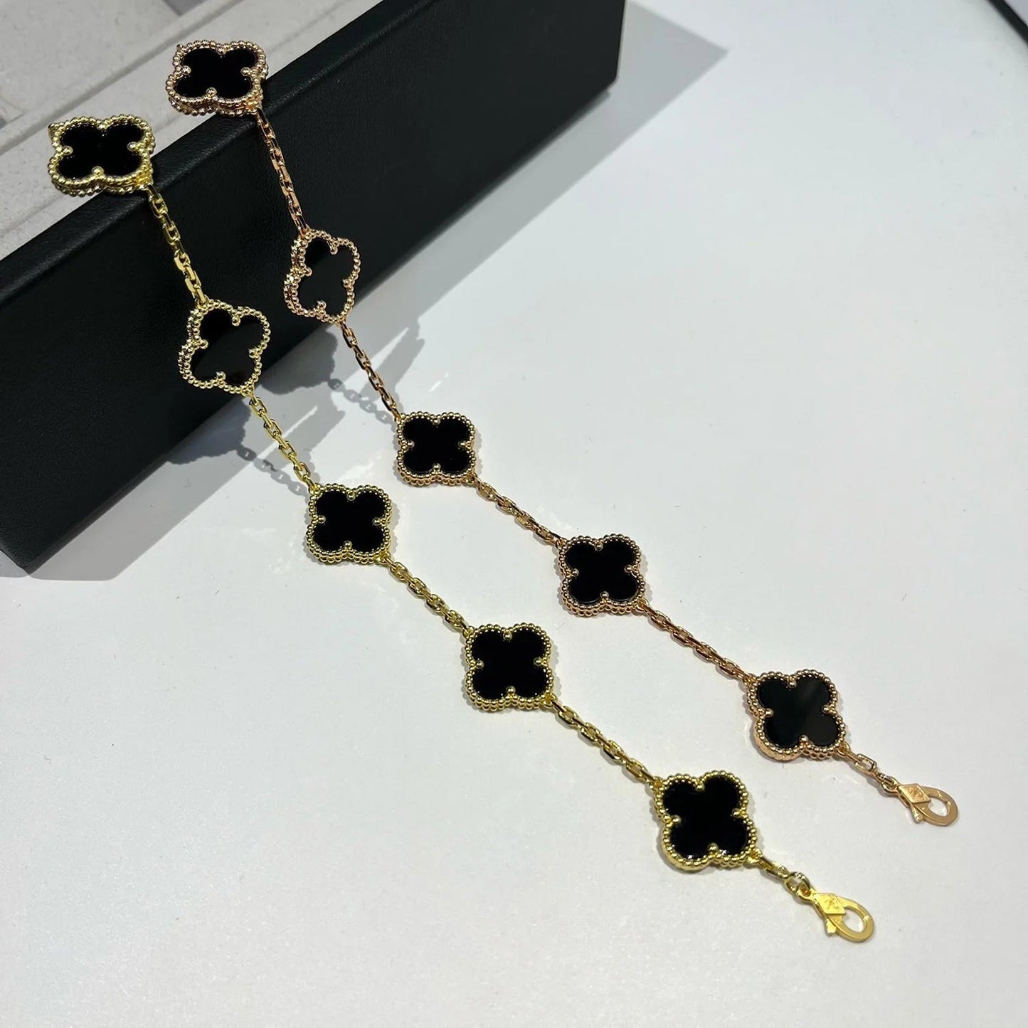 [vivabelle]CLOVER  5 MOTIFS BLACK ONYX BRACELET