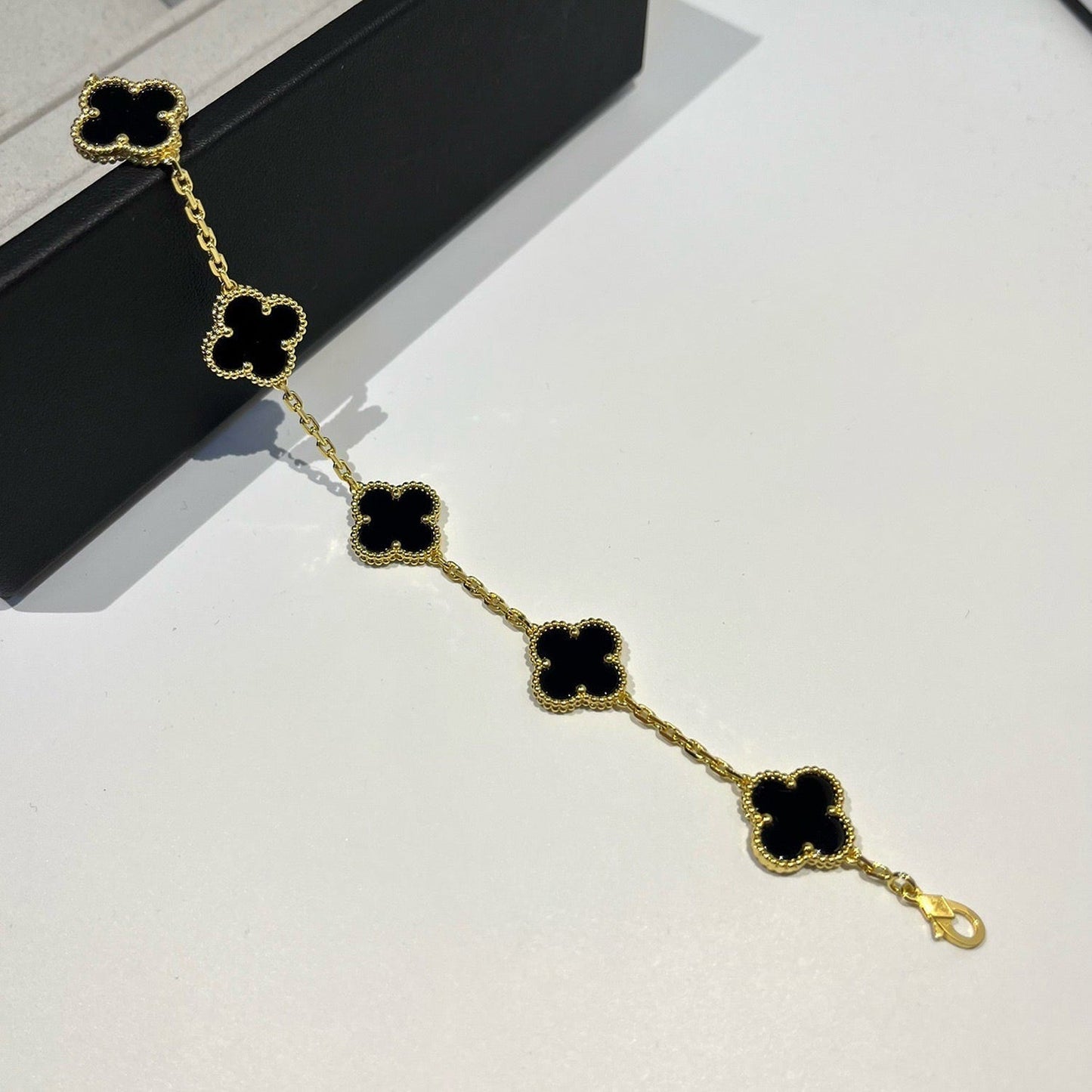 [vivabelle]CLOVER  5 MOTIFS BLACK ONYX BRACELET