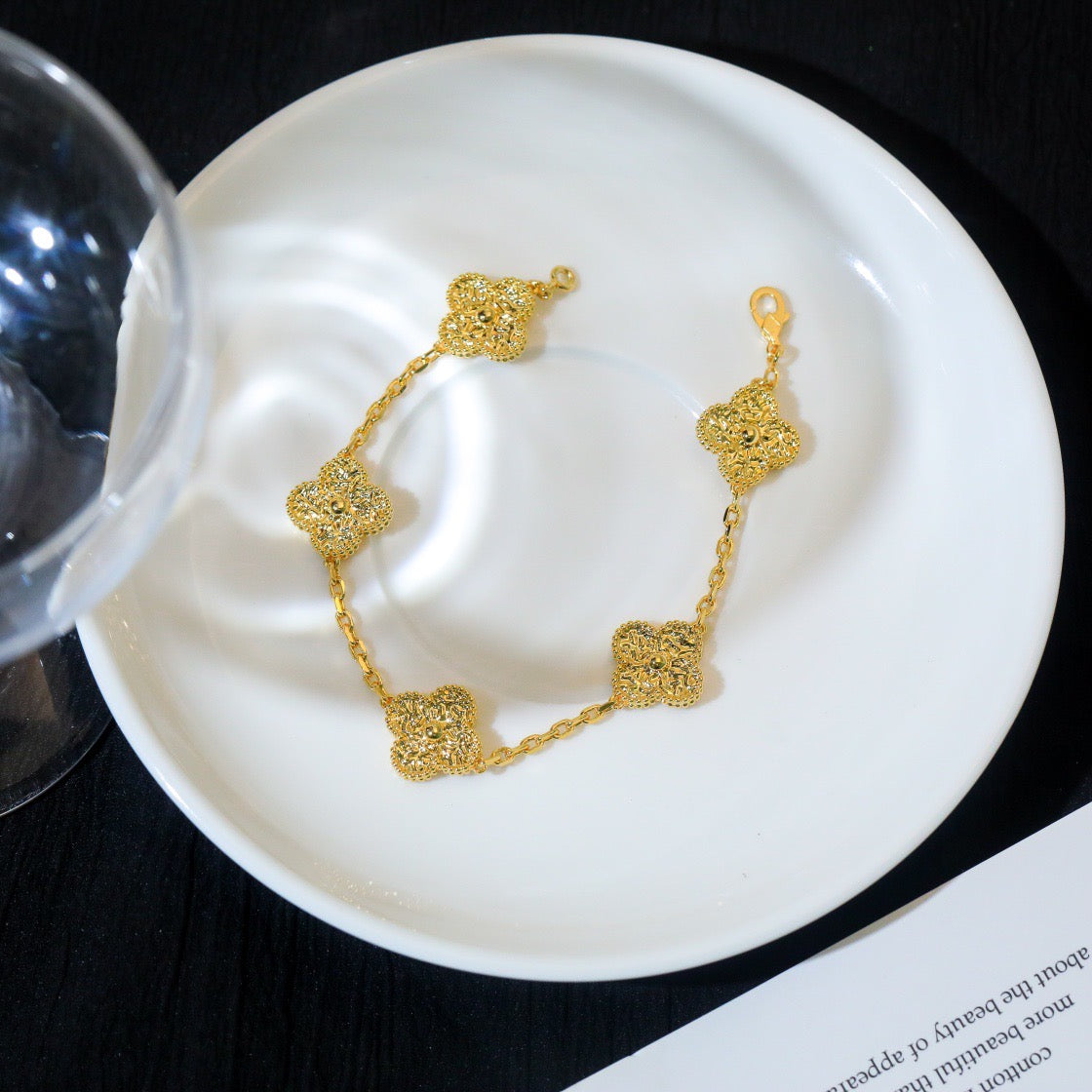 [vivabelle]CLOVER 5 MOTIFS BRONZING BRACELET