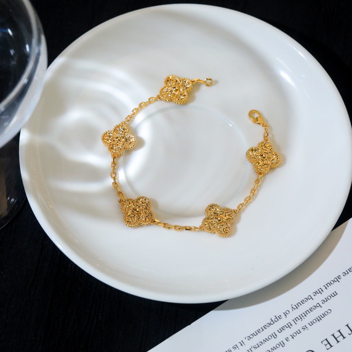 [vivabelle]CLOVER 5 MOTIFS BRONZING BRACELET