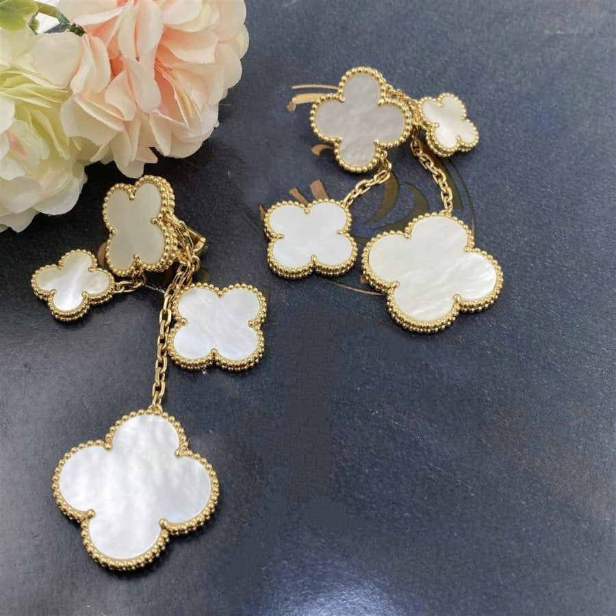 [vivabelle]CLOVER EARRINGS WHITE MOP 4 MOTIFS GOLD