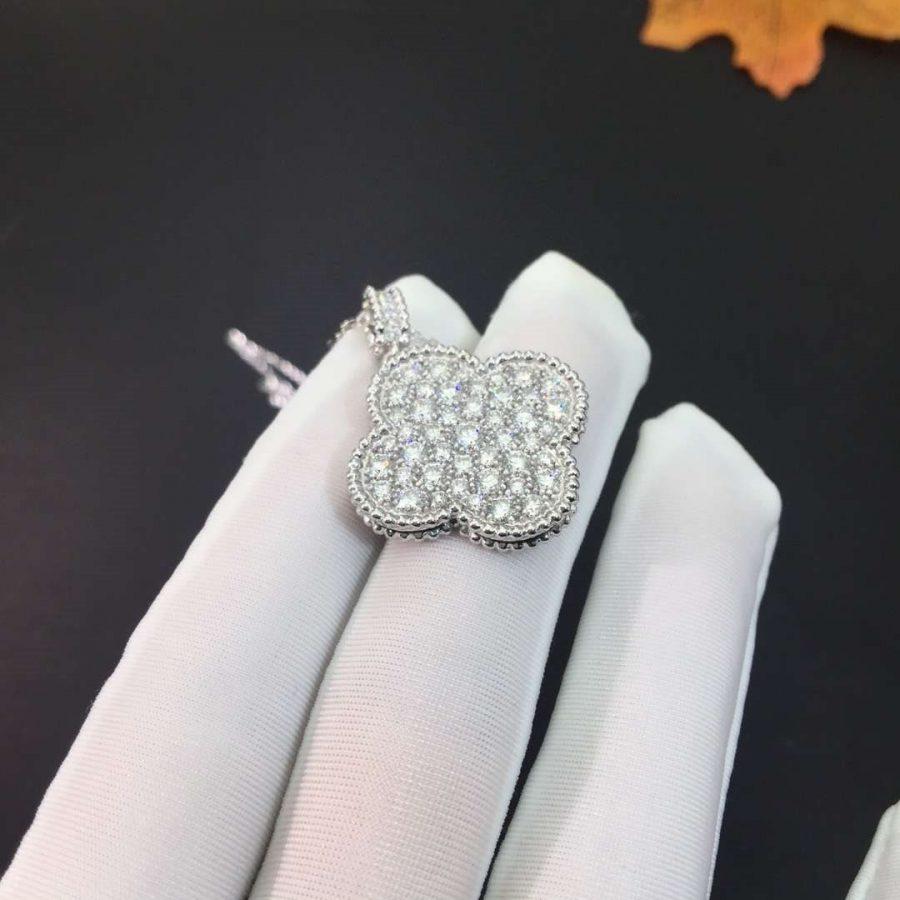 [vivabelle]CLOVER 25MM SILVER FULL DIAMOND BIG CLOVER NECKLACE