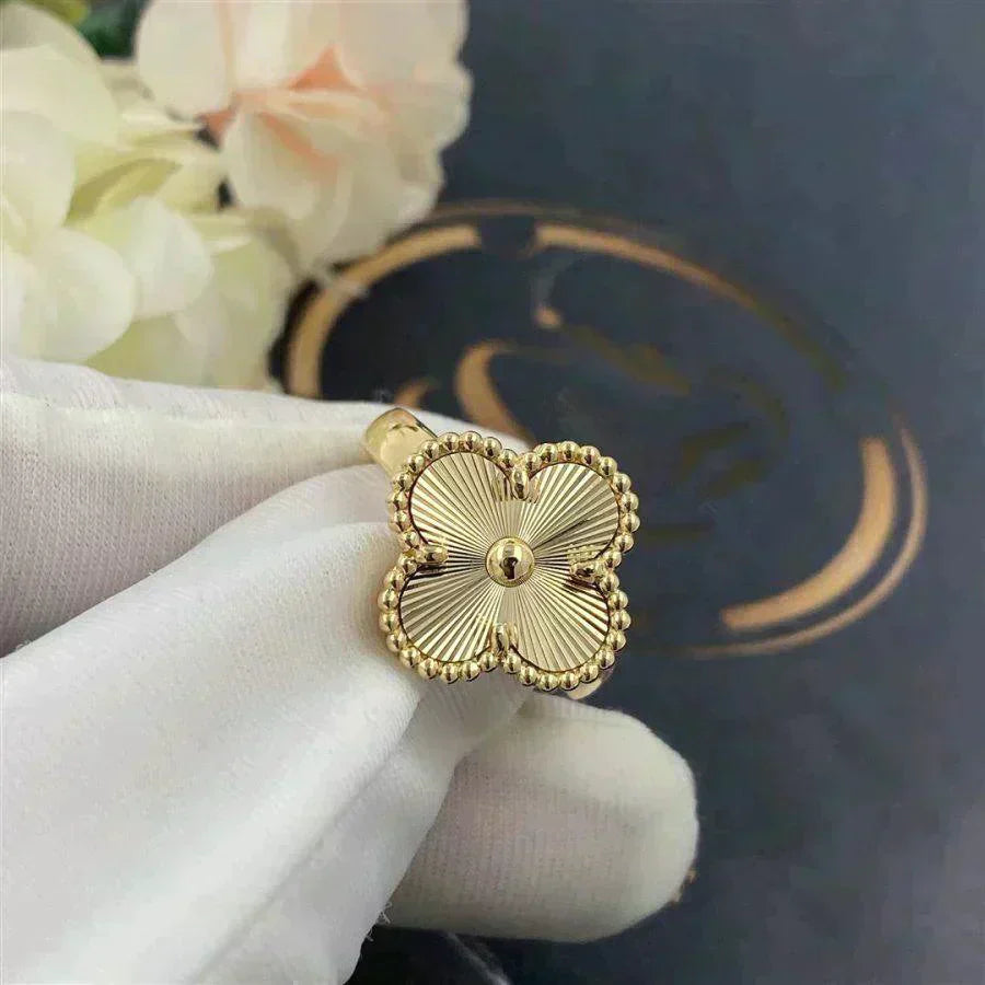 [vivabelle]CLOVER GOLD RING